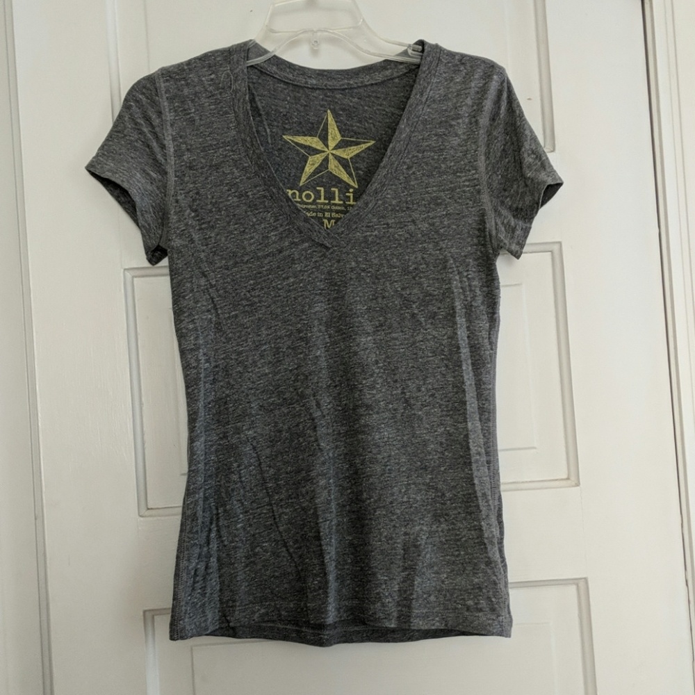 Tee shirt